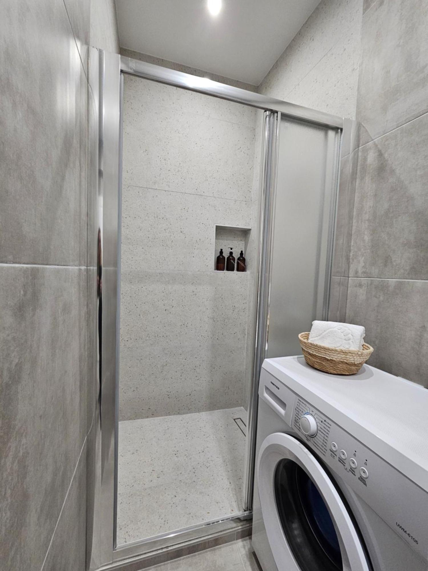 Bamboo Apartment Marousi Center Atene Esterno foto