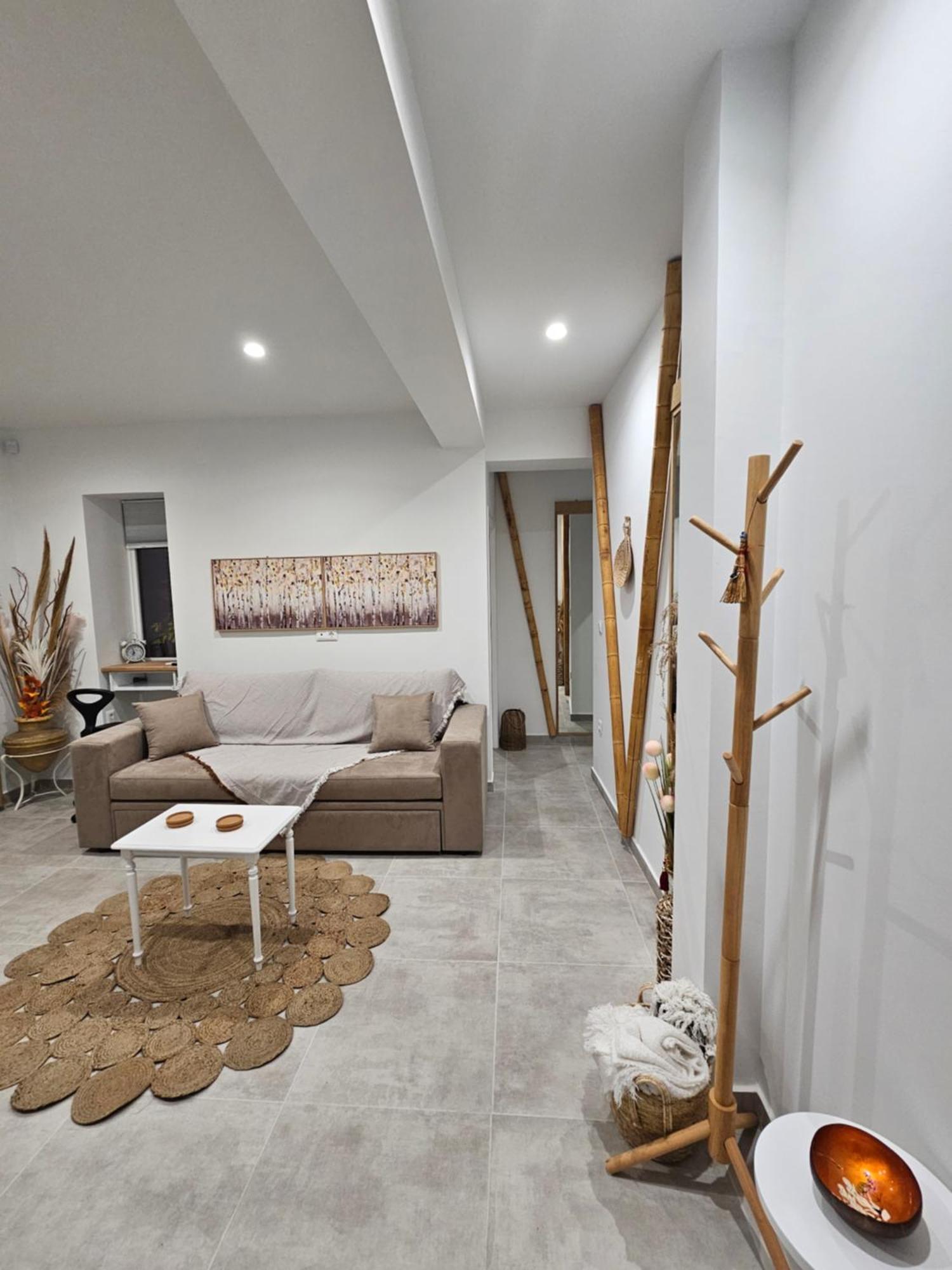 Bamboo Apartment Marousi Center Atene Esterno foto